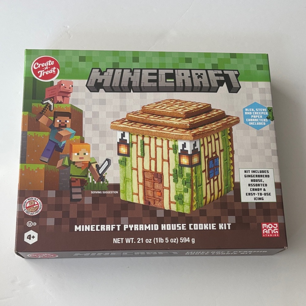Minecraft Pyramid House Cookie Kit UNOPENED - Gingerbread House, icing, candies